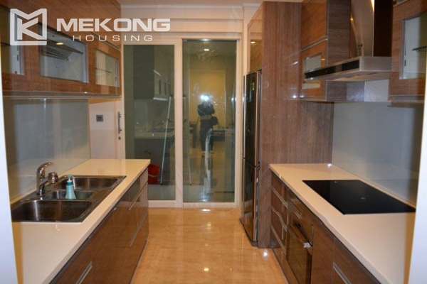 114 sqm apartment with 3 bedrooms for rent in L1 Ciputra Hanoi 5