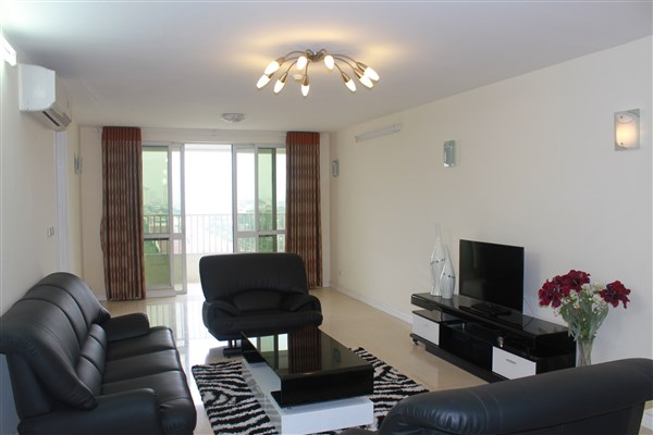 145 sqm apartment with 3 bedrooms and full furniture for rent in P1 Ciputra Hanoi