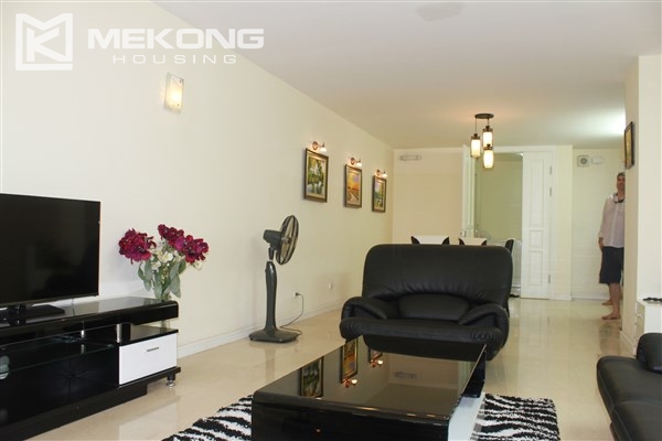 145 sqm apartment with 3 bedrooms and full furniture for rent in P1 Ciputra Hanoi 4