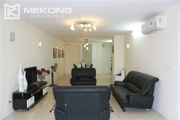 145 sqm apartment with 3 bedrooms and full furniture for rent in P1 Ciputra Hanoi 5