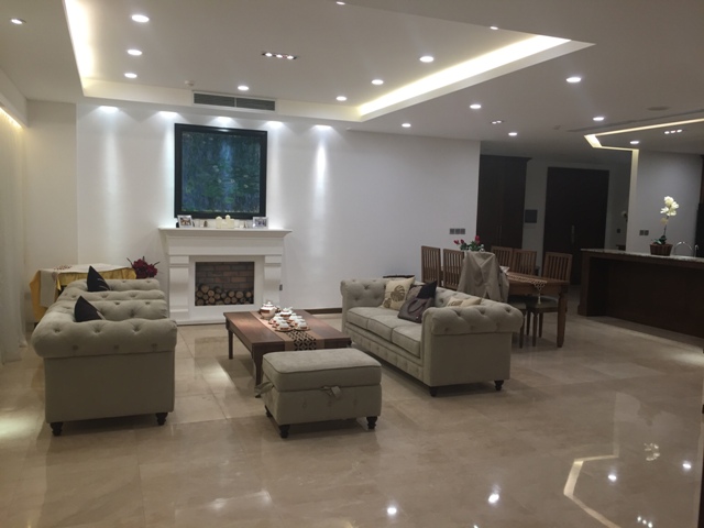 154 sqm apartment with 2 bedrooms and luxury furniture for rent in L2 Ciputra Hanoi