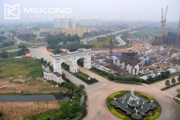154 sqm apartment with 2 bedrooms and luxury furniture for rent in L2 Ciputra Hanoi 14