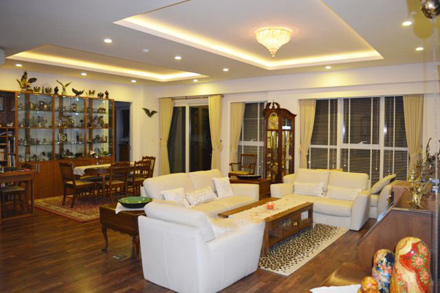 154 sqm apartment with 2 bedrooms and luxury furniture for rent in L1 Ciputra Hanoi