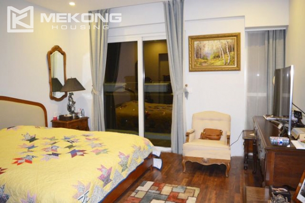 154 sqm apartment with 3 bedrooms and luxury furniture for rent in L1 Ciputra Hanoi 17