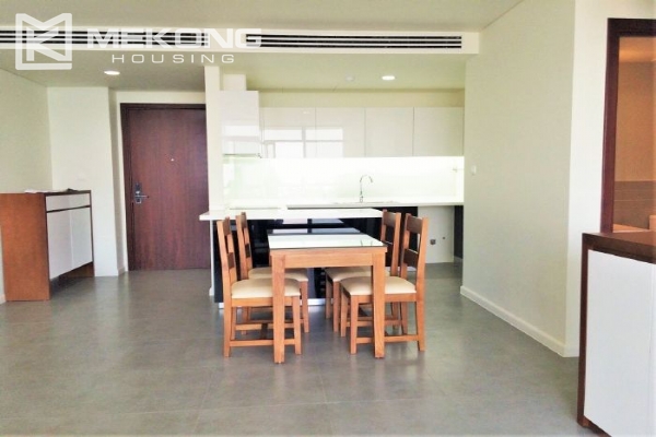 2 bedroom apartment on middle level with Westlake view for rent in Watermark Lac Long Quan, Hanoi 2
