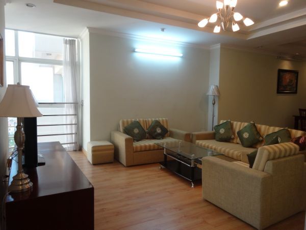 3 bedroom apartment on high floor with reasonable price for rent in E4, Ciputra Hanoi