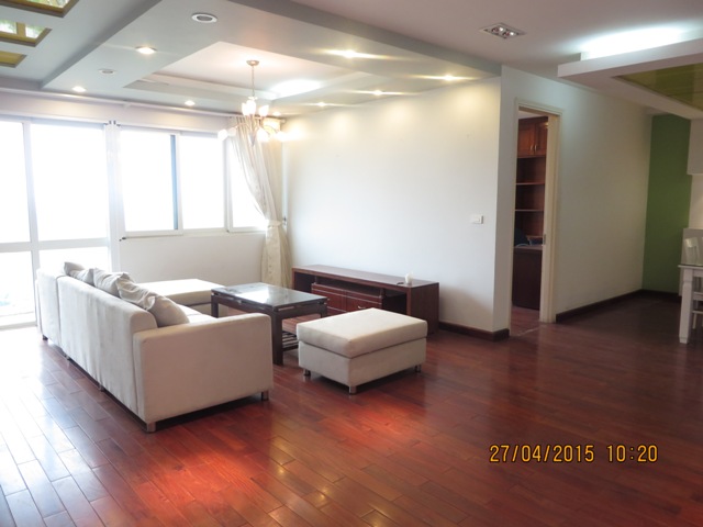 3 bedroom apartment with full furniture for rent on middle floor in E1 tower, Ciputra Hanoi