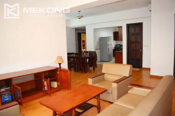 4 bedroom apartment for lease on high level in G3 Ciputra Hanoi, full furmiture 3