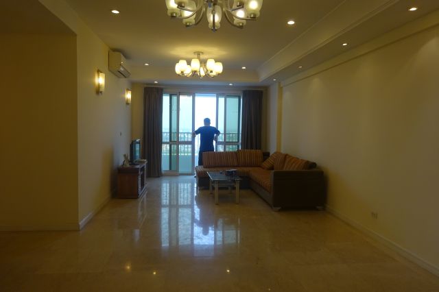 4 bedroom apartment for rent on middle floor in P1 building, Ciputra Hanoi