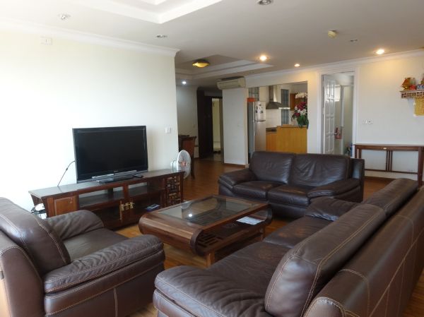 3 bedroom apartment on high floor with Westlake view in G2 tower, Ciputra Hanoi