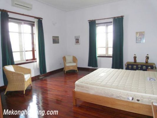 A large villa with 5 bedrooms, swimming pool and play ground for rent in Tay Ho 8