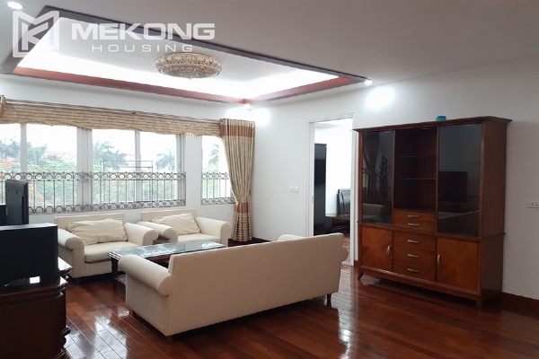 Affordable apartment with 4 bedrooms in E5 tower, Ciputra Hanoi 1