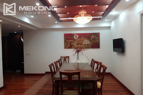 Affordable apartment with 4 bedrooms in E5 tower, Ciputra Hanoi 4