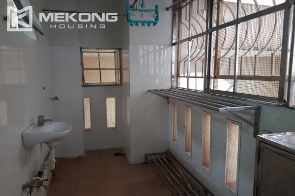 Affordable apartment with 4 bedrooms in E5 tower, Ciputra Hanoi 11