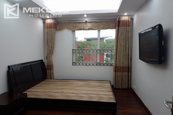 Affordable apartment with 4 bedrooms in E5 tower, Ciputra Hanoi 7