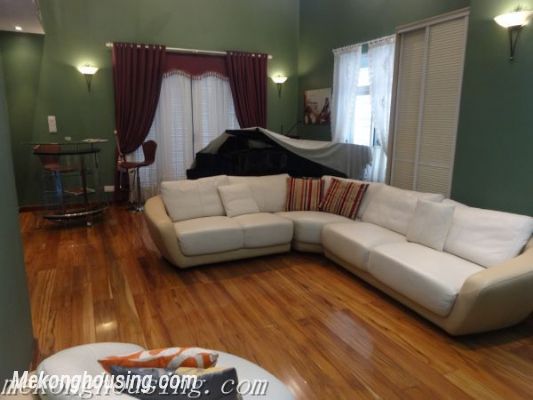 An elegant furnished villa for rent in Tay Ho 5