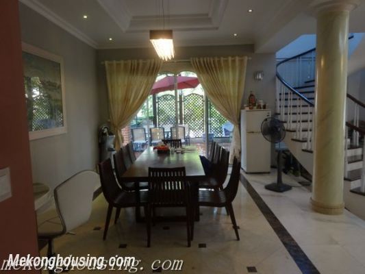An elegant furnished villa for rent in Tay Ho 7