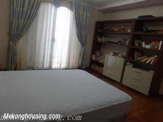 An elegant furnished villa for rent in Tay Ho 16