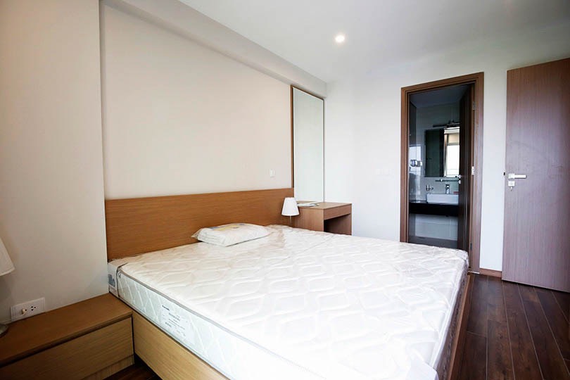 Apartment for rent at L4 in Ciputra, living area of 114 sqm, 3 bedrooms, golf course view. 16
