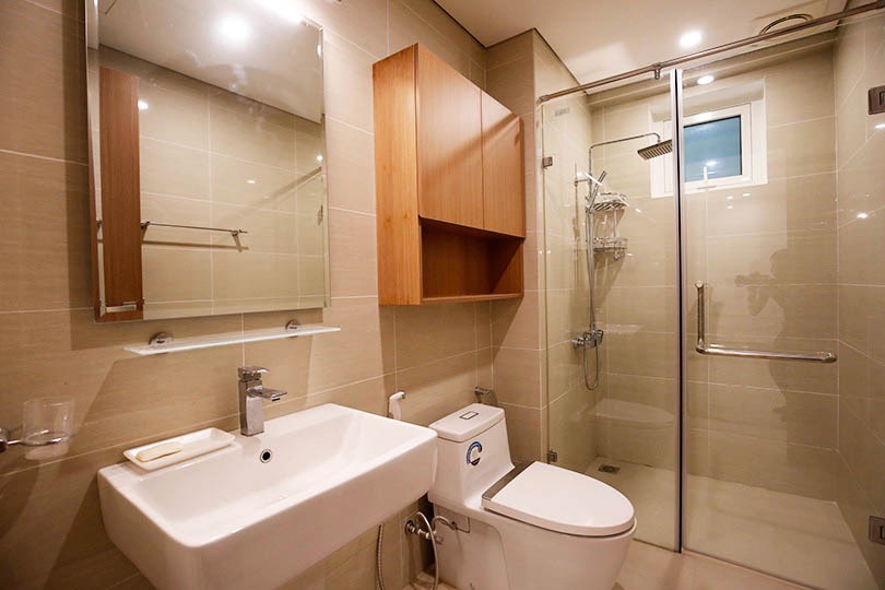 Apartment for rent at L4 in Ciputra, living area of 114 sqm, 3 bedrooms, golf course view. 5