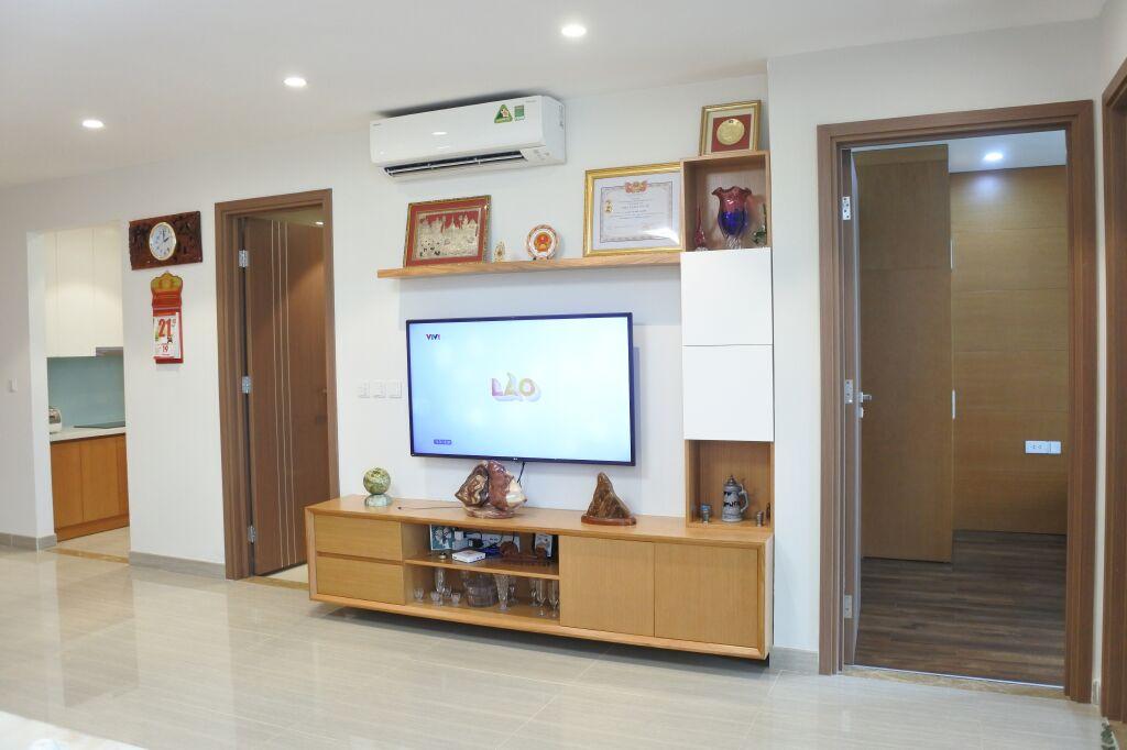 Apartment for rent in L4 building in Ciputra, area of 114 sqm ,designed with 3 bedrooms 2