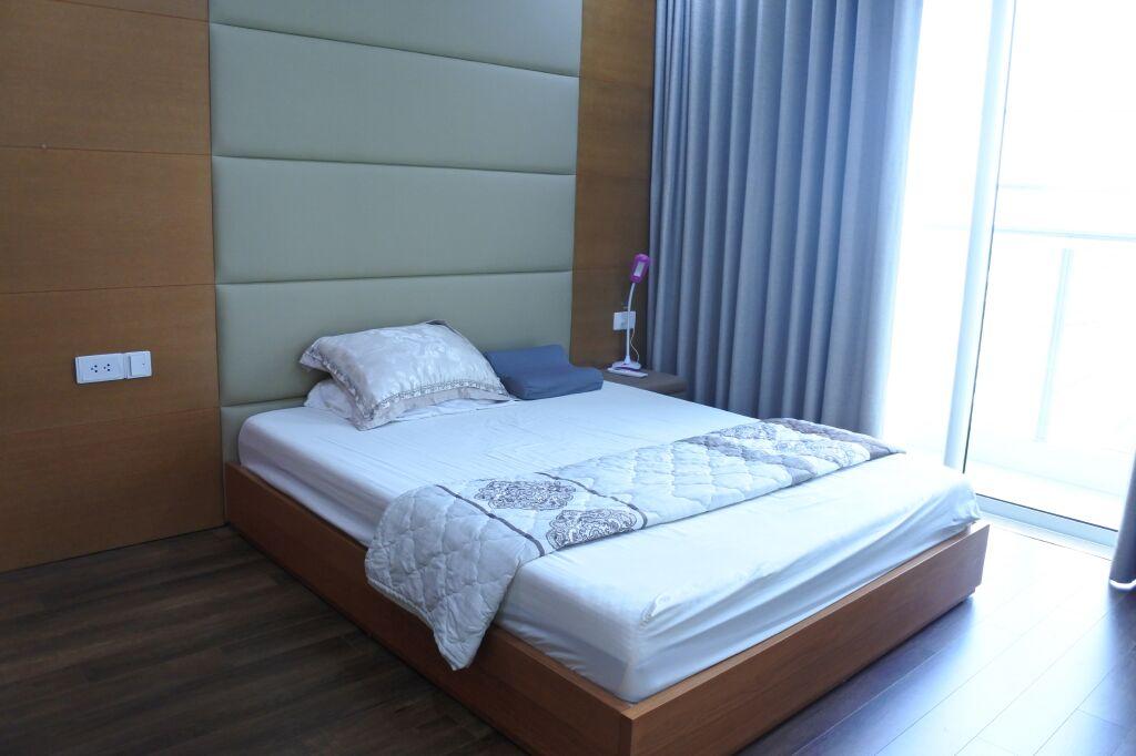 Apartment for rent in L4 building in Ciputra, area of 114 sqm ,designed with 3 bedrooms 8