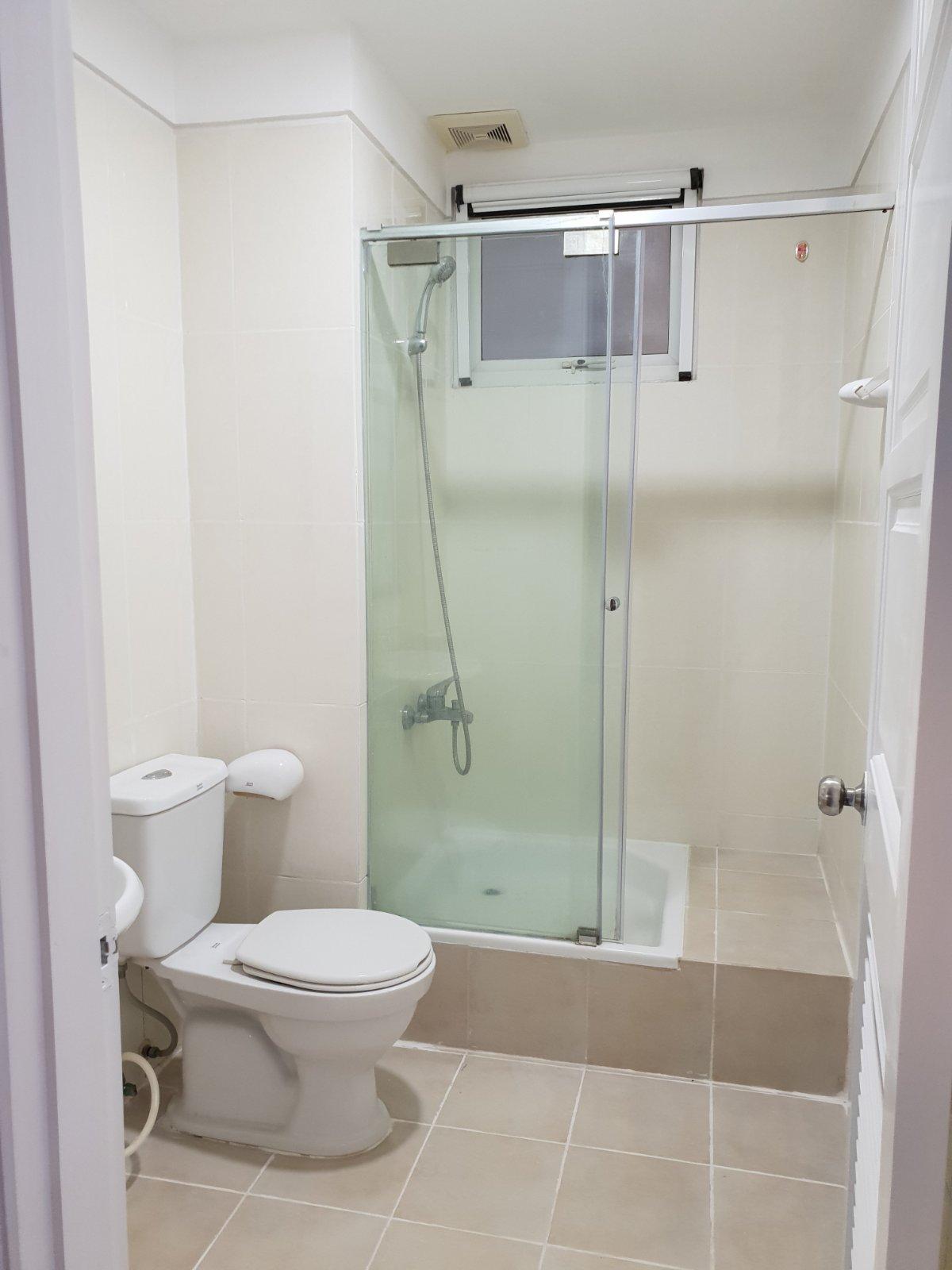Apartment for rent with area of 123 sqm, large balcony, comfortable space living in Ciputra. 17