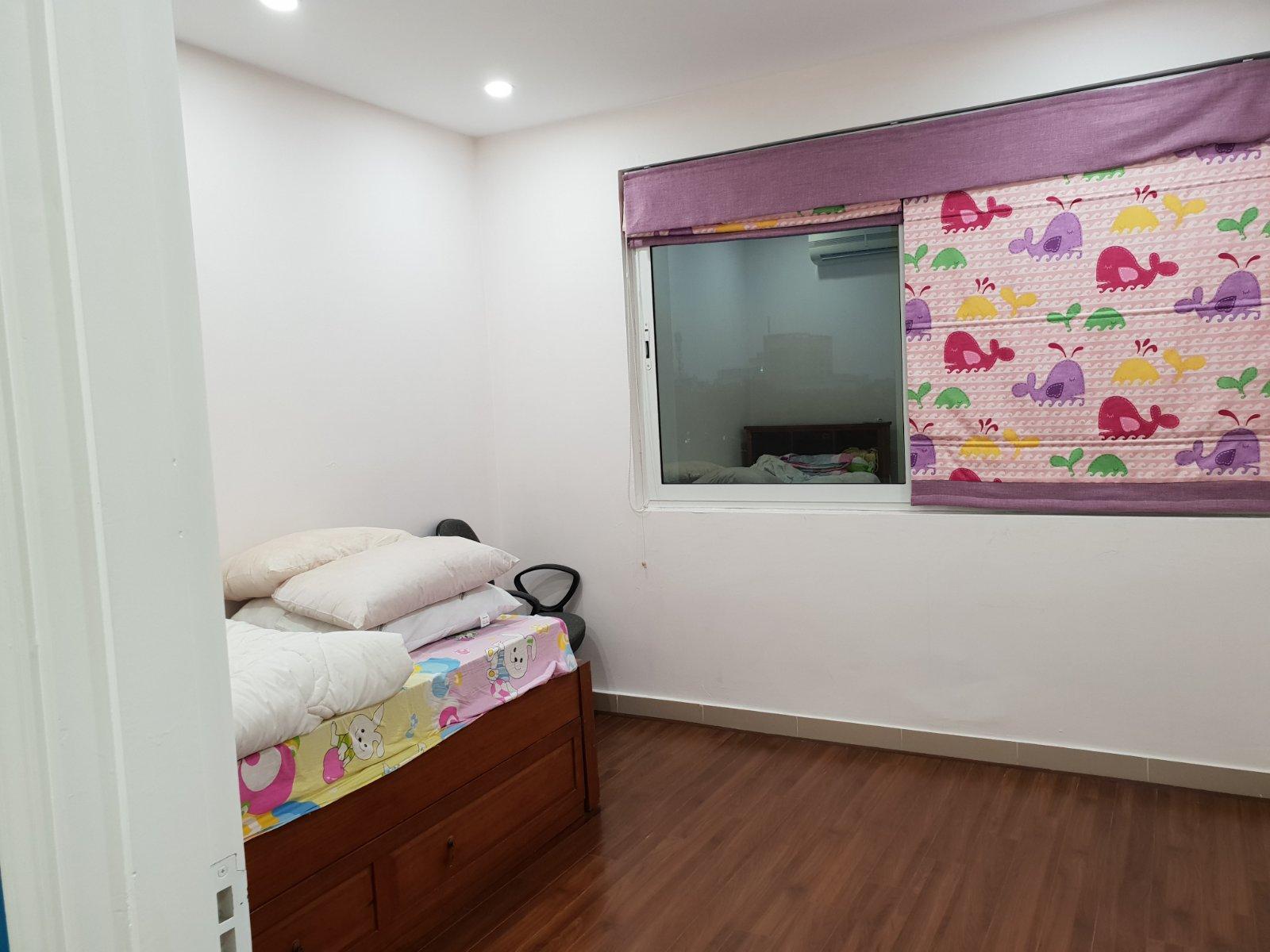 Apartment for rent with area of 123 sqm, large balcony, comfortable space living in Ciputra. 18
