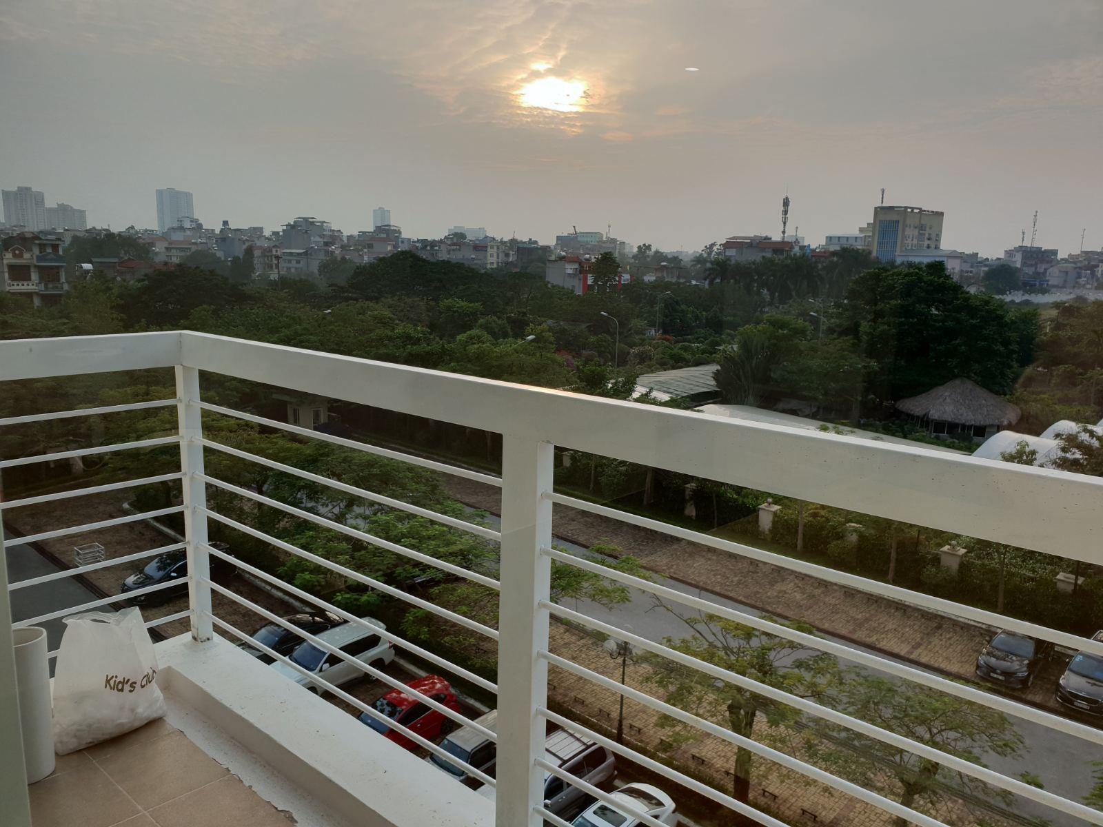 Apartment for rent with area of 123 sqm, large balcony, comfortable space living in Ciputra. 20