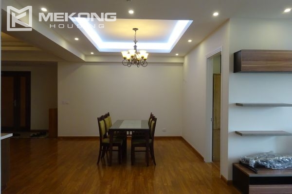 Beautiful 4 bedroom apartment with modern design in E4 tower, Ciputra Hanoi 3