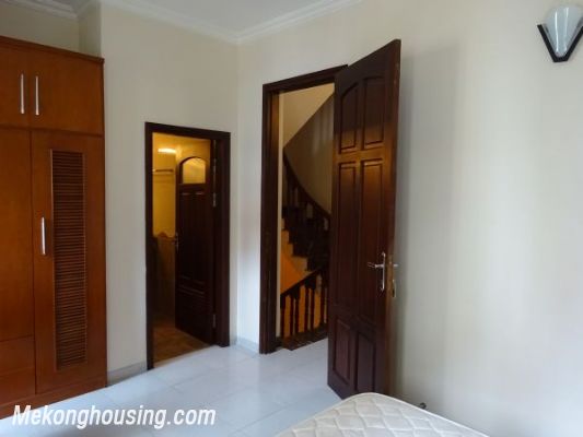 Beautiful house with 4 bedrooms for rent in Dang Thai Mai street, Tay Ho district, Ha Noi 13