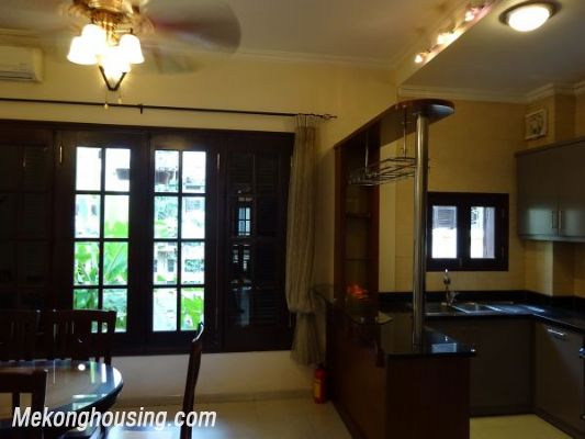 Beautiful house with 4 bedrooms for rent in Dang Thai Mai street, Tay Ho district, Ha Noi 8