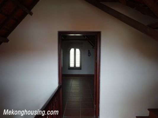 Beautiful house with 4 bedrooms for rent in Dang Thai Mai street, Tay Ho district, Ha Noi 17