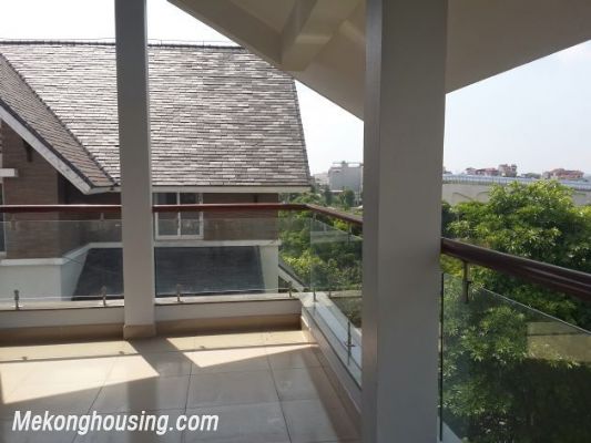 Beautiful villa for rent with 4 bedrooms for rent in Peach Garden, Tay Ho District, Hanoi. 20