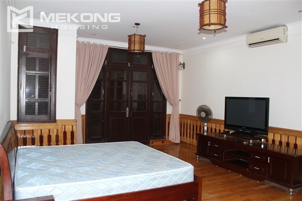 Beautiful villa with 5 bedrooms in quiet lane for rent in D block, Ciputra Hanoi 6