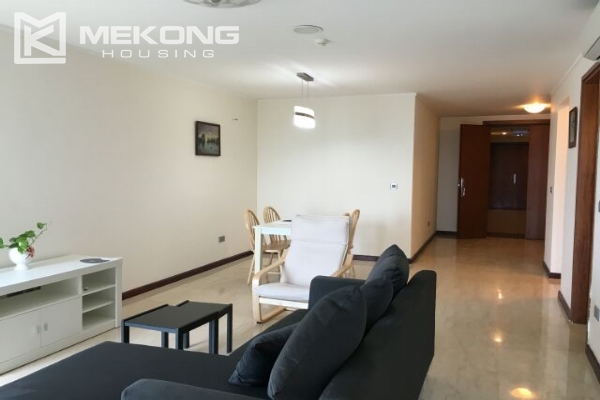 Bright and modern apartment for rent with 3 bedrooms in L2 Ciputra 1