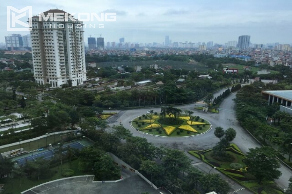 Bright and modern apartment for rent with 3 bedrooms in L2 Ciputra 4