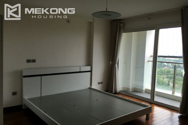 Bright and modern apartment for rent with 3 bedrooms in L2 Ciputra 7