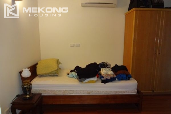 Bright and nice apartment for rent in P1 Ciputra with 3 bedrooms 5