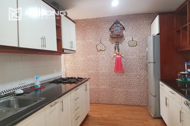 Budget apartment with 3 bedroom in G2 Ciputra Hanoi 8