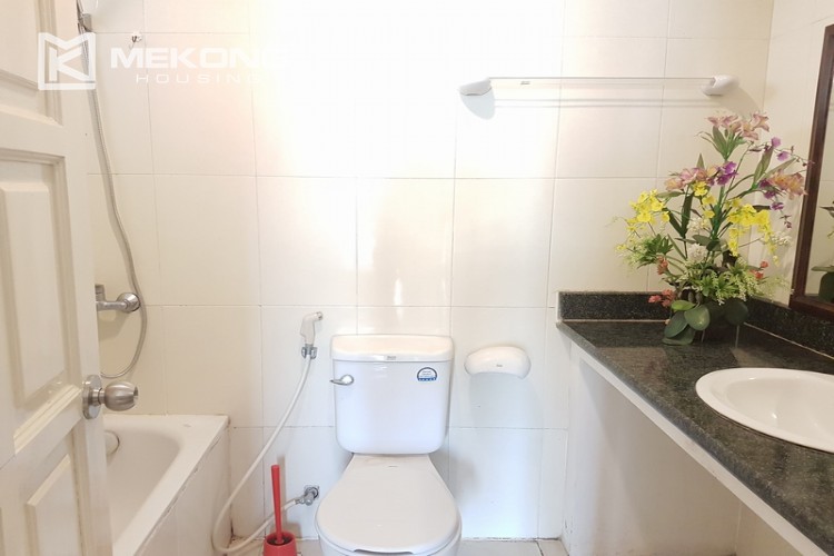Budget apartment with 3 bedroom in G2 Ciputra Hanoi 11