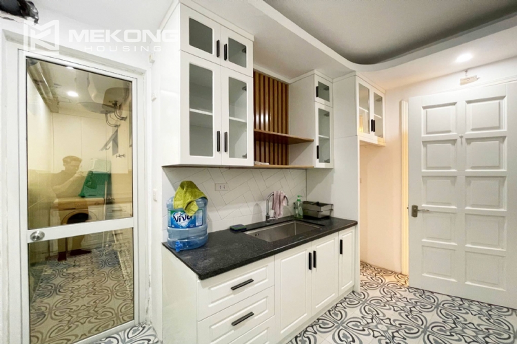 Cheap 3-bedroom / 123-sqm apartment at E4 Ciputra for rent 10