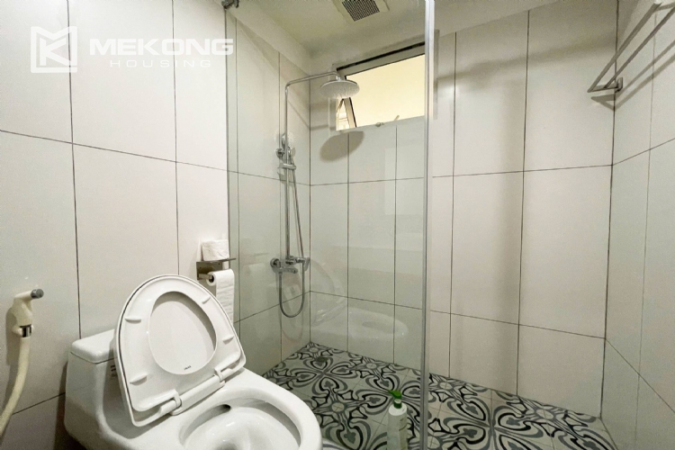 Cheap 3-bedroom / 123-sqm apartment at E4 Ciputra for rent 16