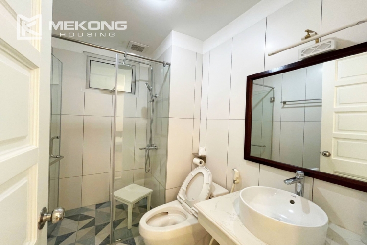 Cheap 3-bedroom / 123-sqm apartment at E4 Ciputra for rent 22