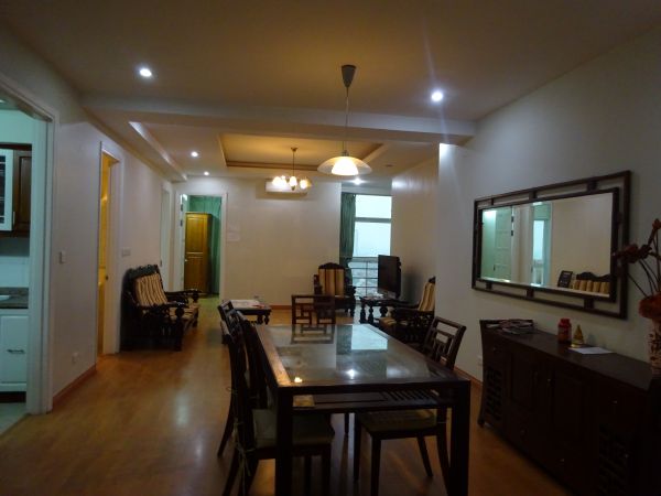 Cheap apartment with 3 bedrooom on middle floor in E4, Ciputra Hanoi, full option