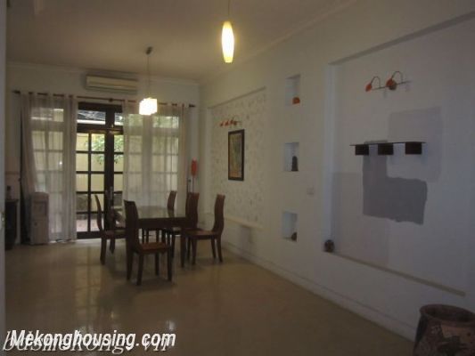 Cho thuê biệt thự 4 ngủ, đủ đồ, giá rẻ trong Ciputra, Hà Nội 6