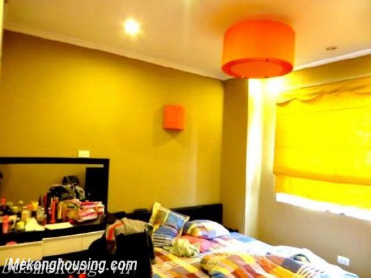 Cho thuê căn hộ 70m2, đẹp, giá rẻ trong tòa CT, Tây Hồ 1