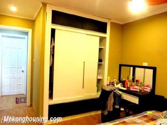 Cho thuê căn hộ 70m2, đẹp, giá rẻ trong tòa CT, Tây Hồ 3