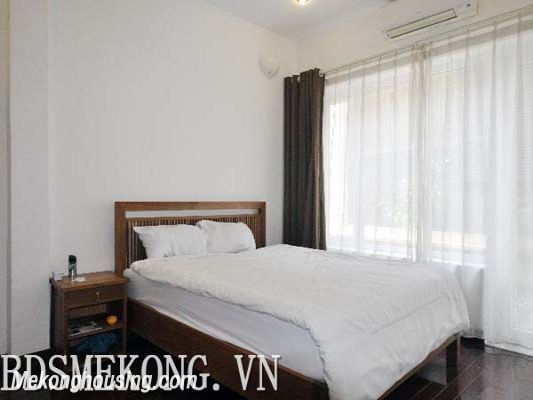 Cho thuê căn hộ dịch vụ 02 phòng ngủ đẹp, giá rẻ trên đường Quảng An, Tây Hồ 5