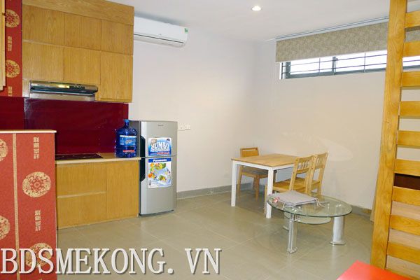 Cho thuê căn hộ dịch vụ 40m2, 01 phòng ngủ, giá rẻ 350 USD/ tháng